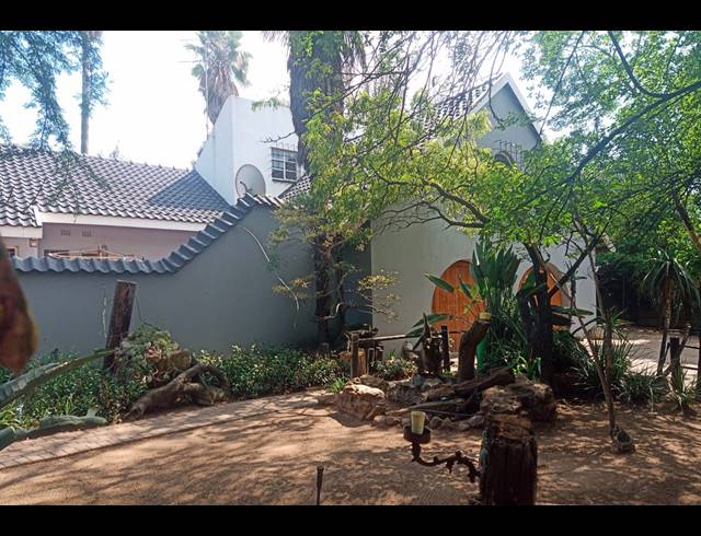 3 BEDROOM HOUSE FOR SALE IN SELCOURT